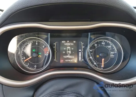 2017 Jeep Cherokee Latitude Fwd z USA, uszkodzony, nr VIN 1C4PJLCB1HW549547